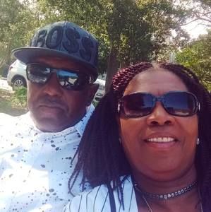 Meet your Posher, Maxine